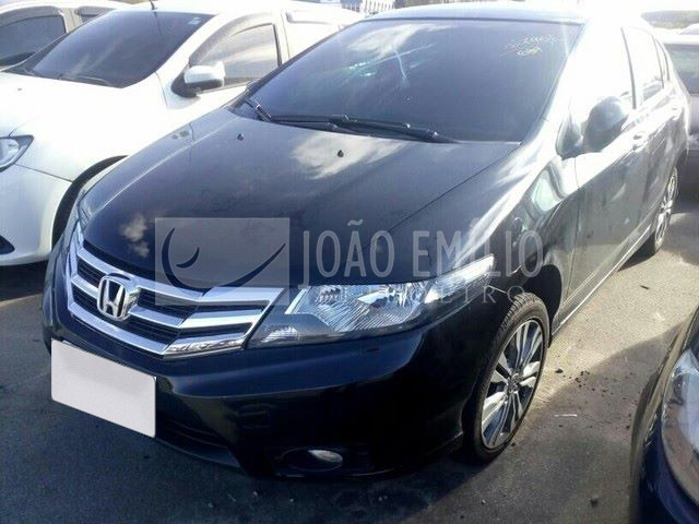 LOTE 015   -    Honda City DX 1.5 2014