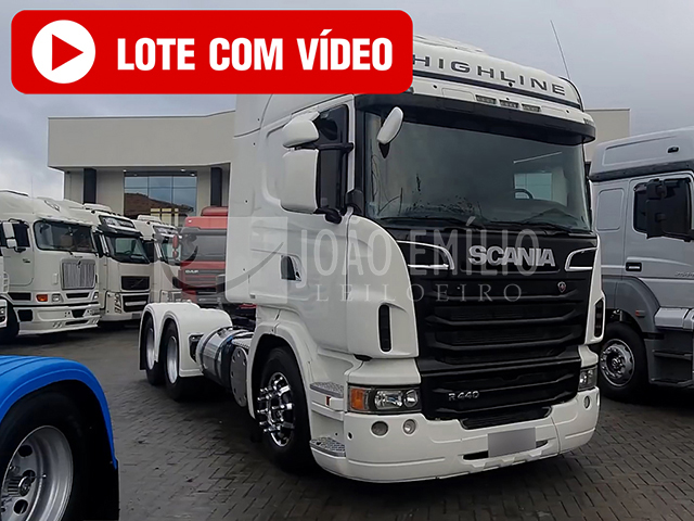 LOTE 010 - Scania R-480 A 6X4 Highline 2p 2013