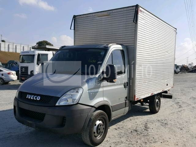 LOTE 024 - IVECO DAILY CHASSI 3.0 2014