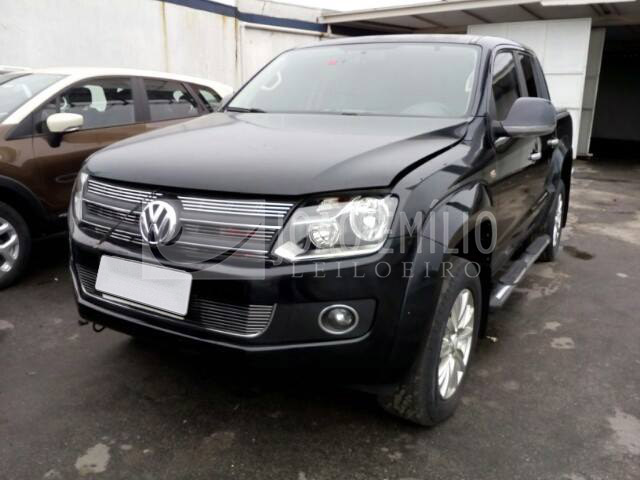 LOTE 035 - Volkswagen Amarok HighLine 2.0 TDi 4x4 2015