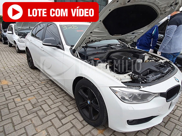 LOTE 006   -   BMW 320i Active Flex 2014