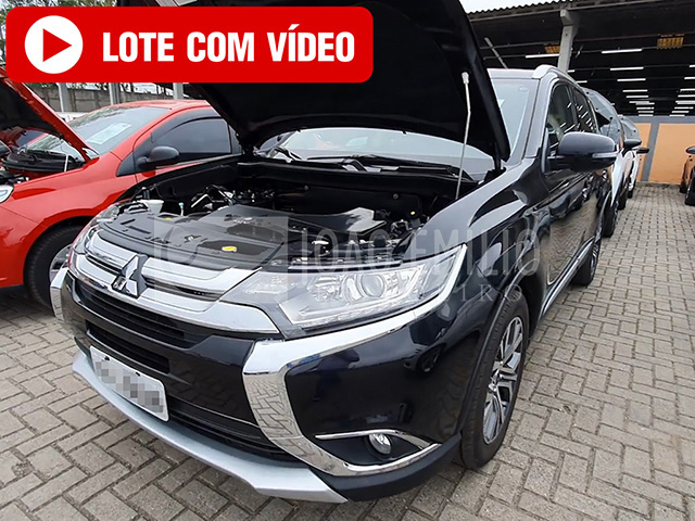 LOTE 007   -   Mitsubishi Outlander Comfort 2018 