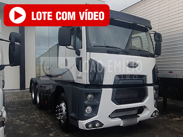 LOTE 008   -   FORD CARGO 2842 E Turbo 6x2 2p 2014