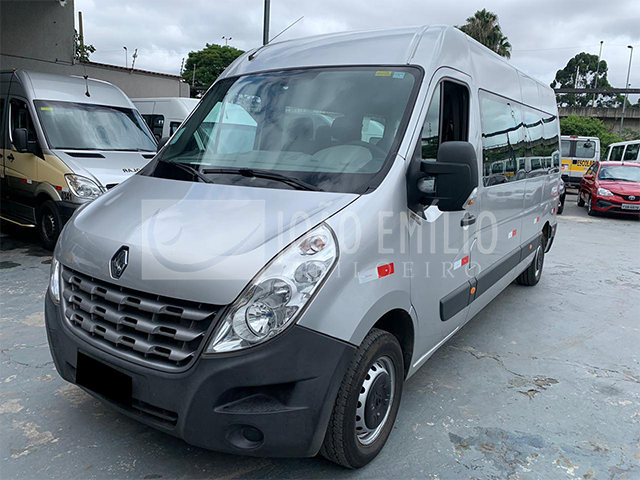 LOTE 013   -   Renault  Master L3H2 16 lugares 2017