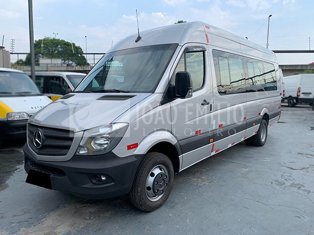 LOTE 018   -   Mercedes-Benz Sprinter 515 BIG 19 Lugares Executiva 2019