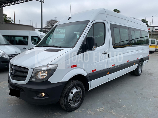 LOTE 019   -   Mercedes-Benz  Sprinter 515 Extra Longa 17+1 L 2019