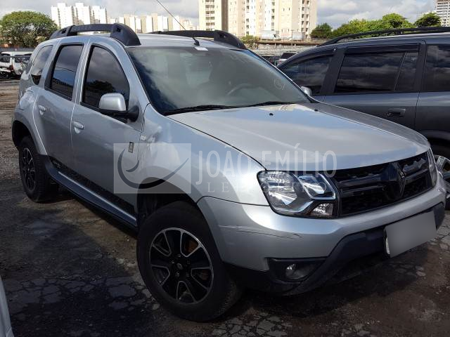 LOTE 025 - RENAULT DUSTER 2016