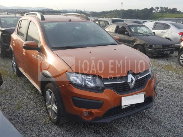 LOTE 010 - RENAULT SANDERO STEPWAY 1.6 2015