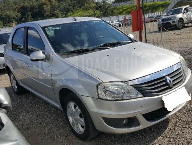 LOTE 031 - RENAULT LOGAN EXPRESSION 1.6 HI-F FLEX 12/12