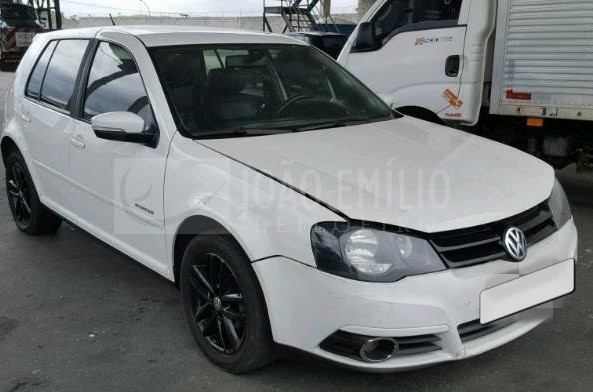 LOTE 037 - VOLKSWAGEN GOLF SPORTLINE 1.6 FLEX 12/13