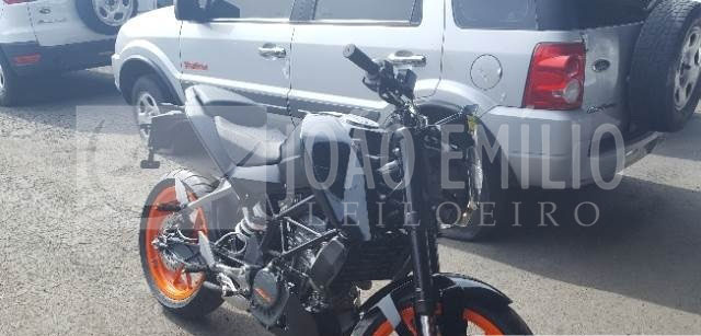 LOTE 002 - KTM 200 DUKE