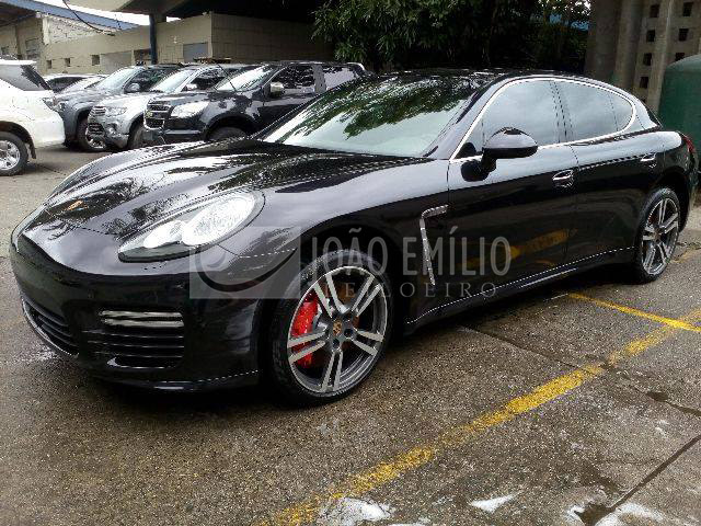 LOTE 001 - PORSHE PANAMERA 4.8 Turbo 4WD 2010