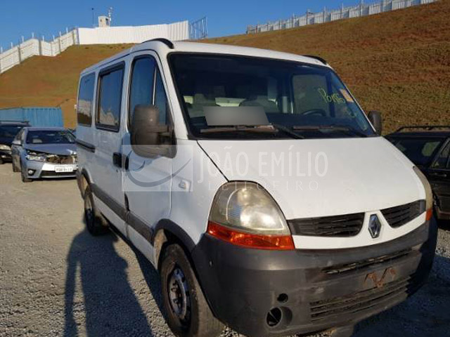 LOTE 011   -   RENAULT MASTER FURGAO 8M3 L1H1 2013