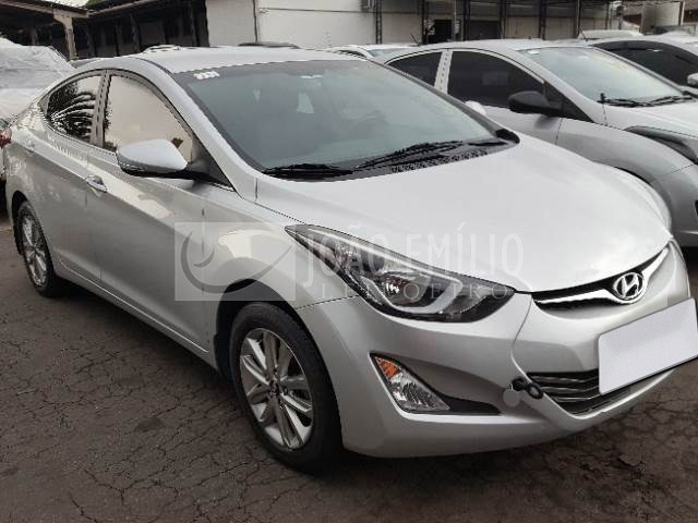 LOTE 022   -   HYUNDAI ELANTRA GLS 2.0 16V 2015