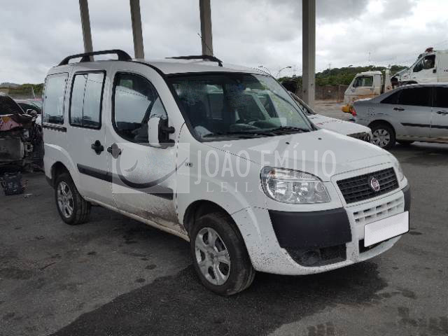 LOTE 012   -     Fiat Doblò Essence 1.8 7L (Flex) 2017