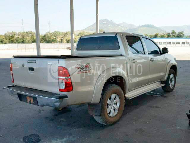 LOTE 022   -    Toyota Hilux 3.0 TDI 4x4 CD SR (Aut) 2015