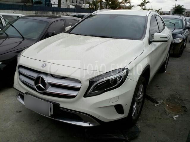 LOTE 028  -  Mercedes-Benz GLA 200 Style 2016